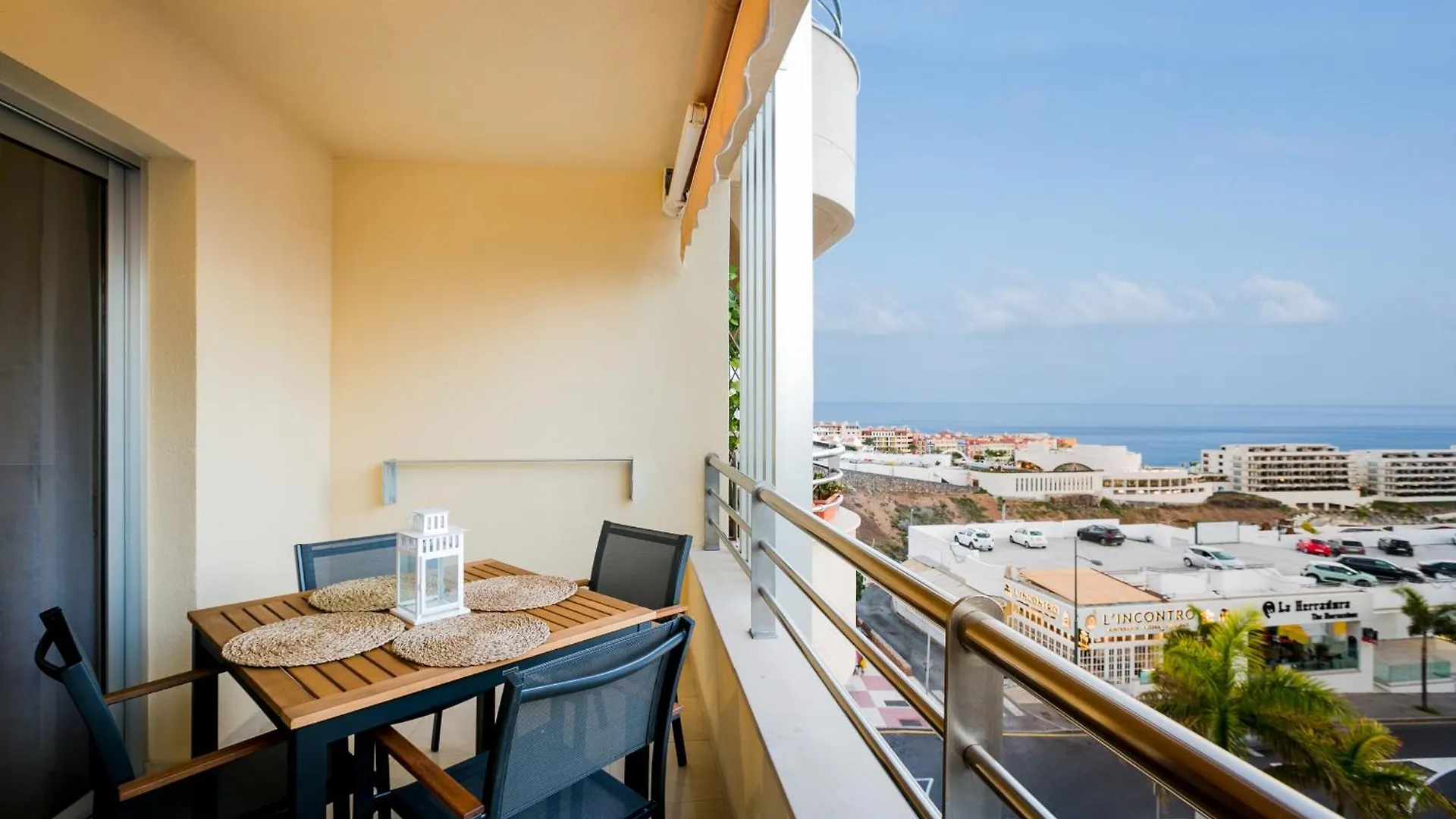 422 Quiet, Beautiful Flat With Sea View Lejlighed Playa Paraíso Spanien